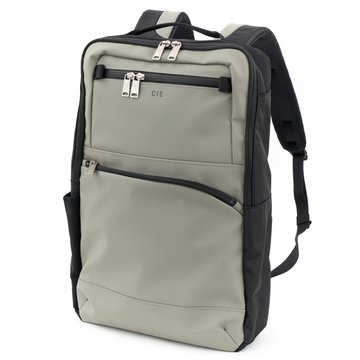 CIE シー VARIOUS スクエアバックパック 021826