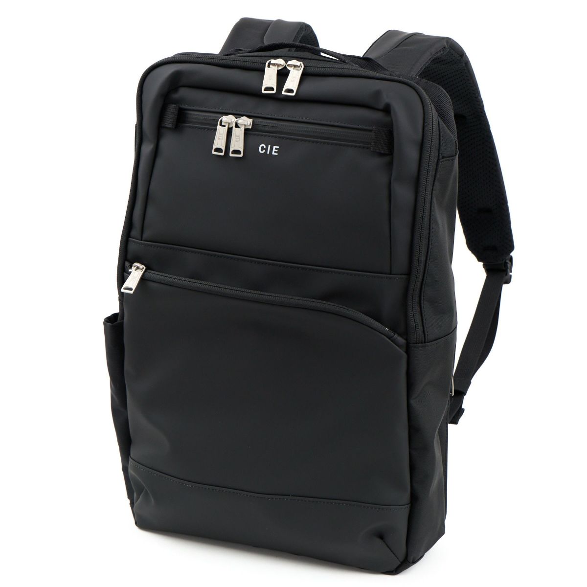 CIE シー VARIOUS スクエアバックパック 021826