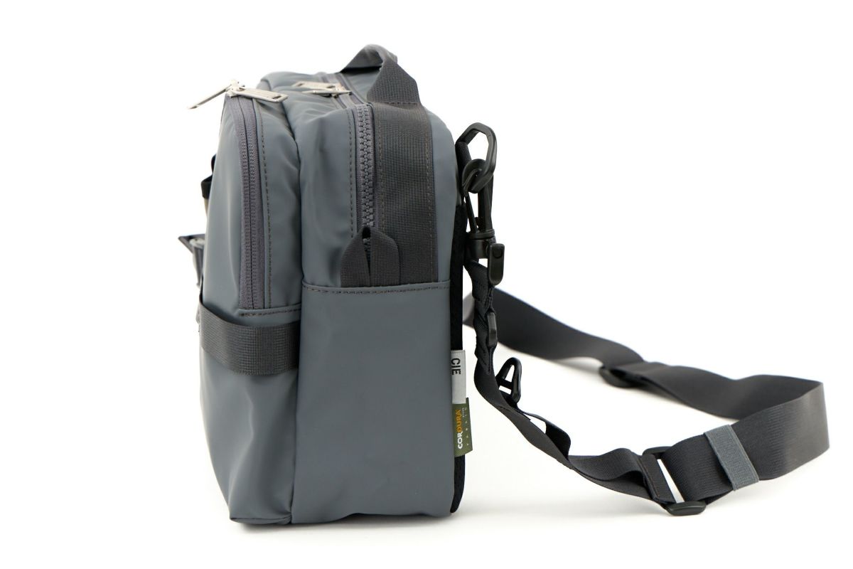 CIE シー GRID3 ボトルショルダーバッグ L 032068