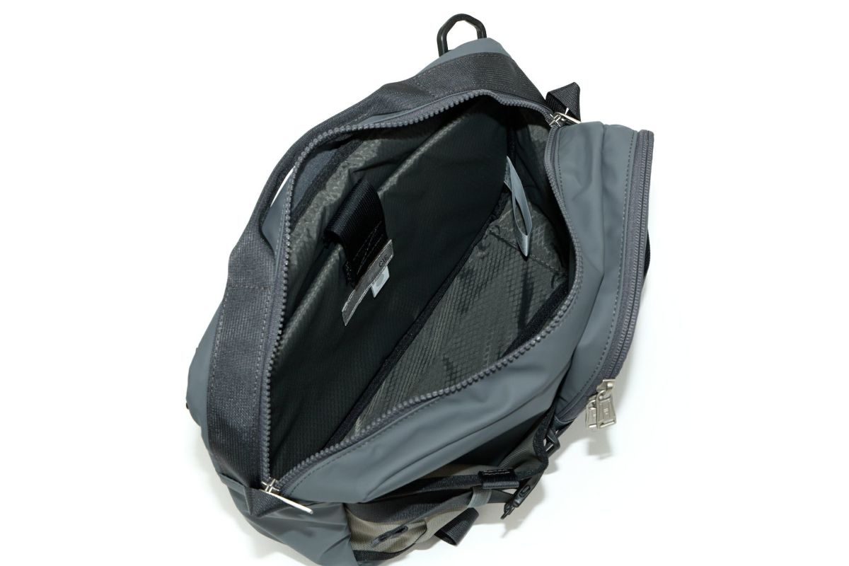 CIE シー GRID3 ボトルショルダーバッグ L 032068