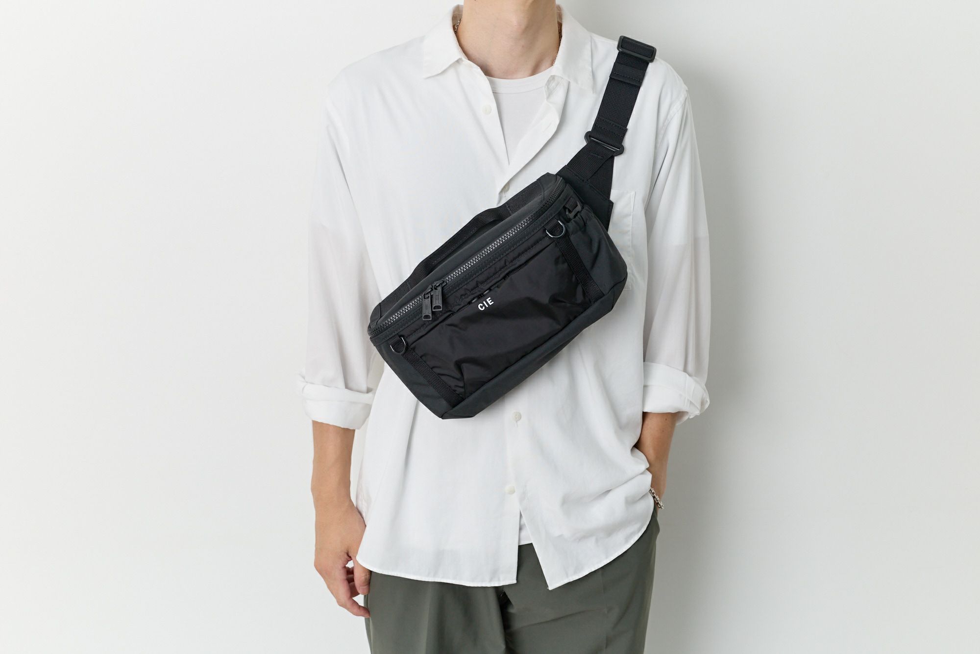 CIE シー PRIOR ウエストバッグ 035002