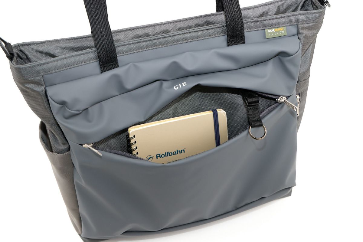 CIE シー LEAP トートバッグ 072304