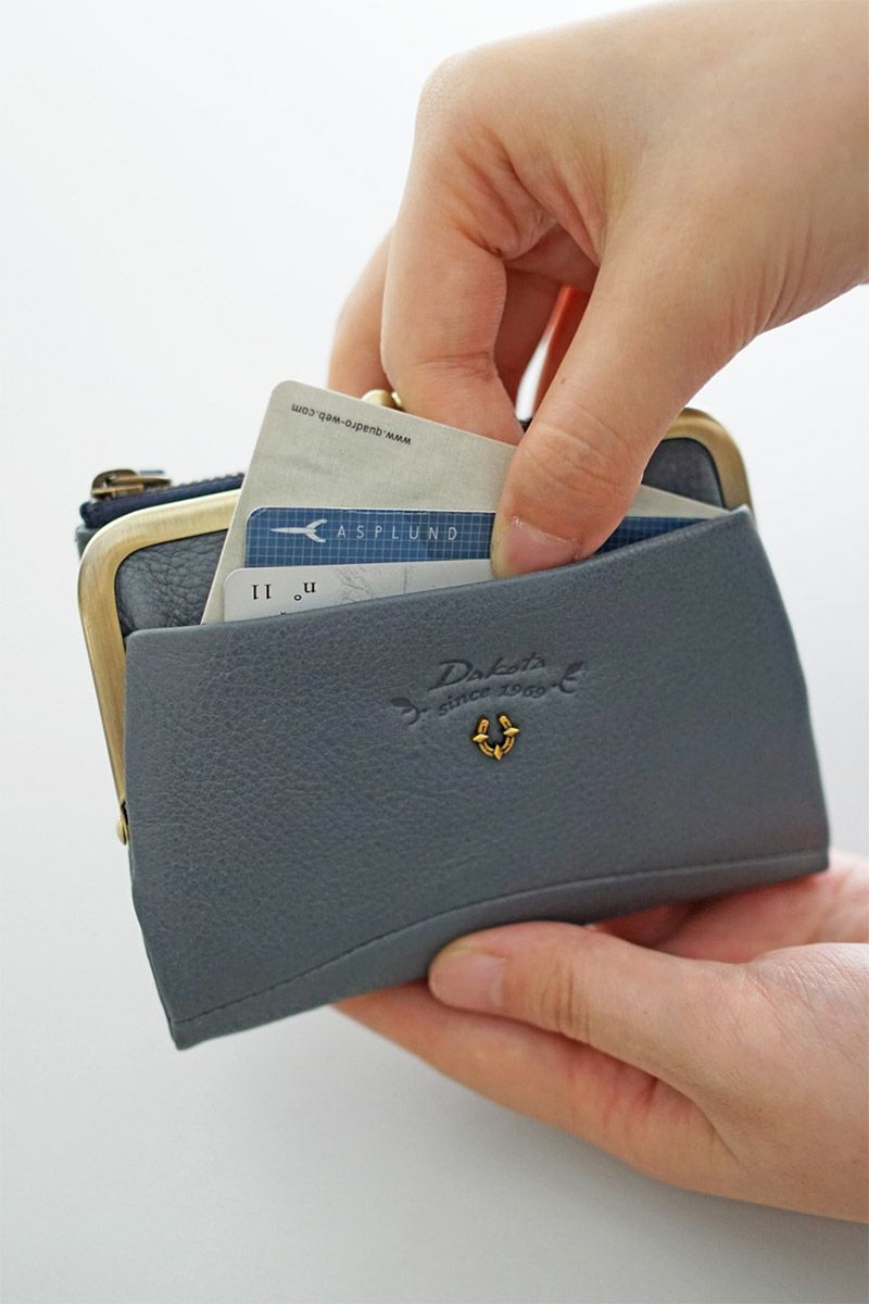 Dakota ダコタ バイブリー 小銭入れ付き二つ折り財布 0031761