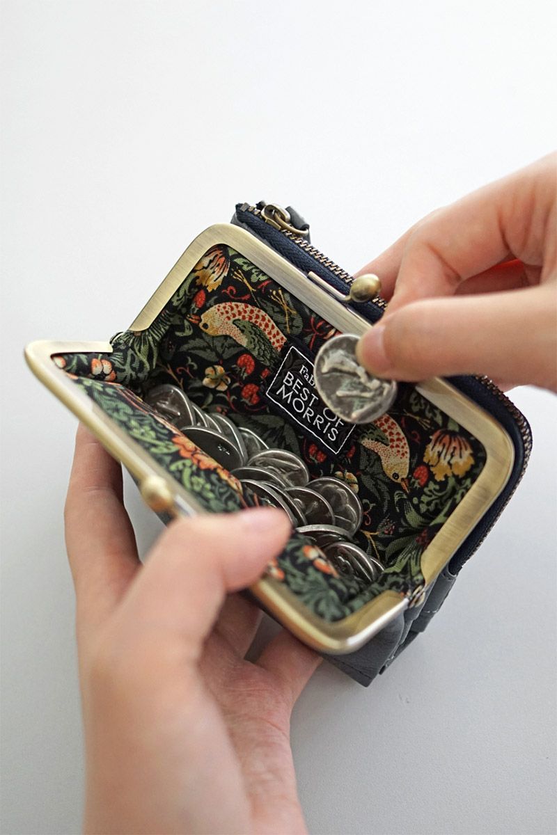 Dakota ダコタ バイブリー 小銭入れ付き二つ折り財布 0031761