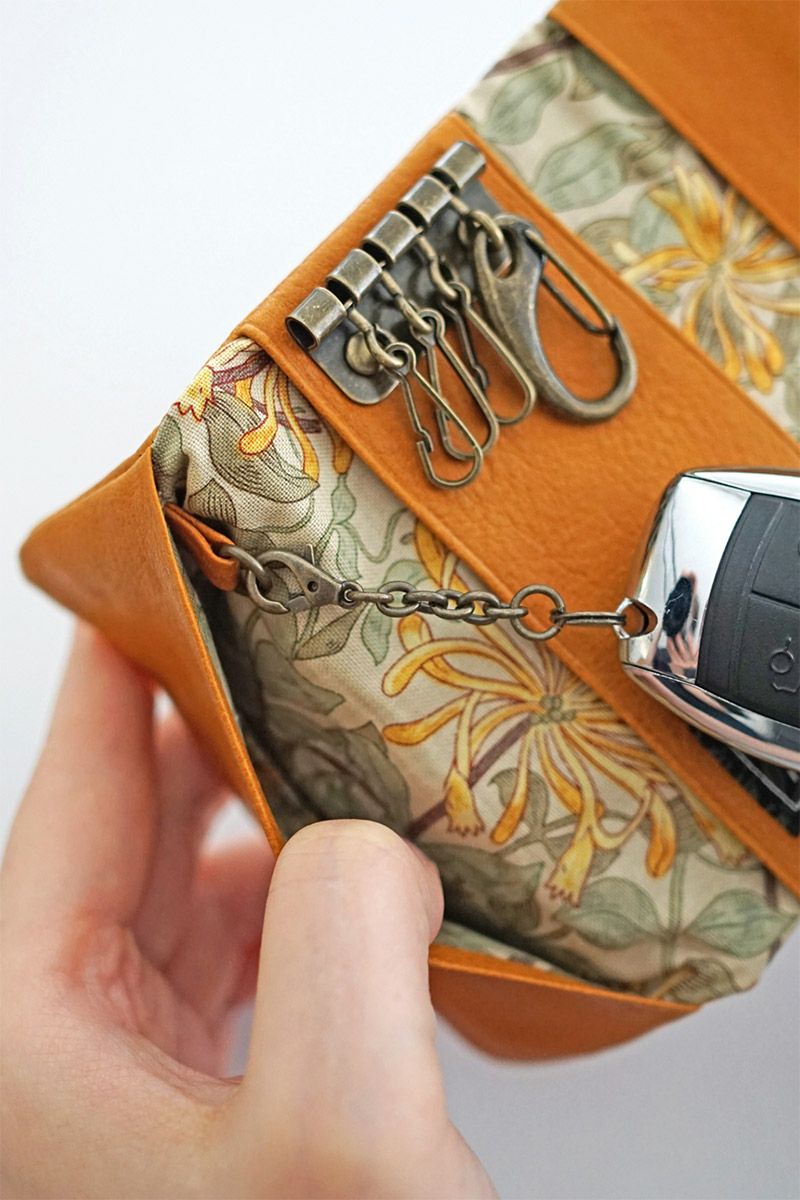 Dakota ダコタ バイブリー キーケース 0031765