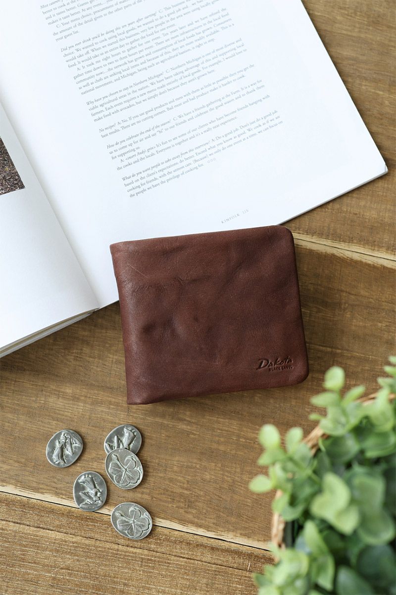 Dakota BLACK LABEL ダコタ ブラックレーベル ワンダラー 小銭入れ付き二つ折り財布 0620240