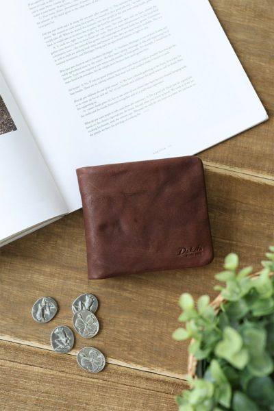 Dakota BLACK LABEL ダコタ ブラックレーベル ワンダラー 小銭入れ付き二つ折り財布 0620240
