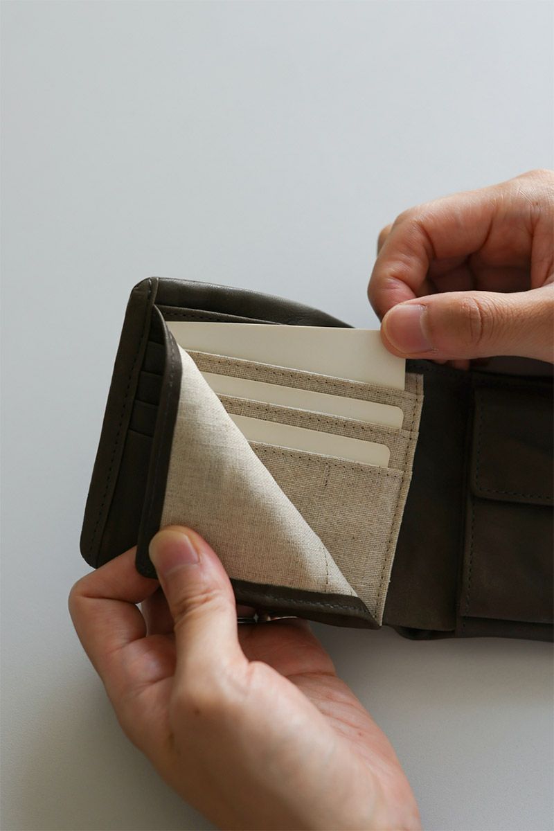 Dakota BLACK LABEL ダコタ ブラックレーベル ワンダラー 小銭入れ付き二つ折り財布 0620240