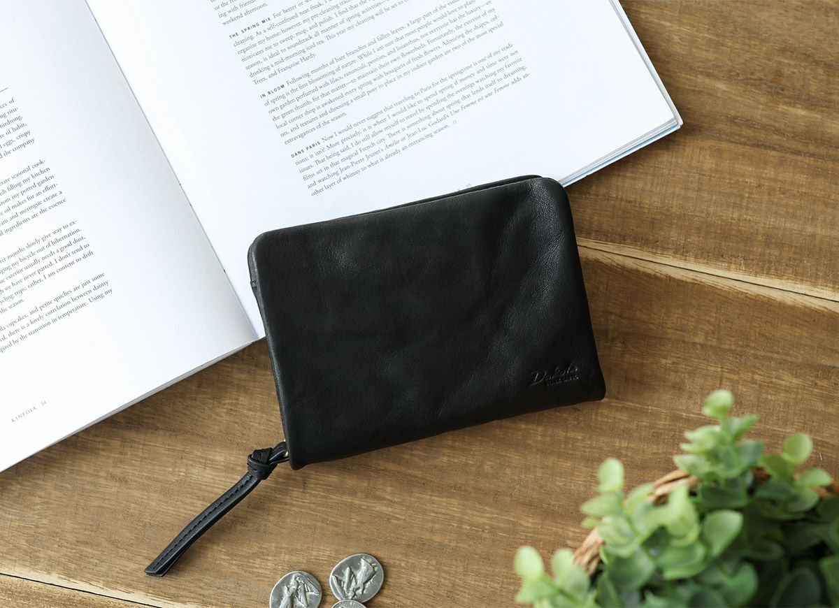 Dakota BLACK LABEL ダコタ ブラックレーベル ワンダラー 小銭入れ付き二つ折り財布（ラウンドファスナー式 ） 0620241