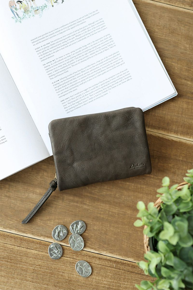 Dakota BLACK LABEL ダコタ ブラックレーベル ワンダラー 小銭入れ付き二つ折り財布（ラウンドファスナー式 ） 0620241