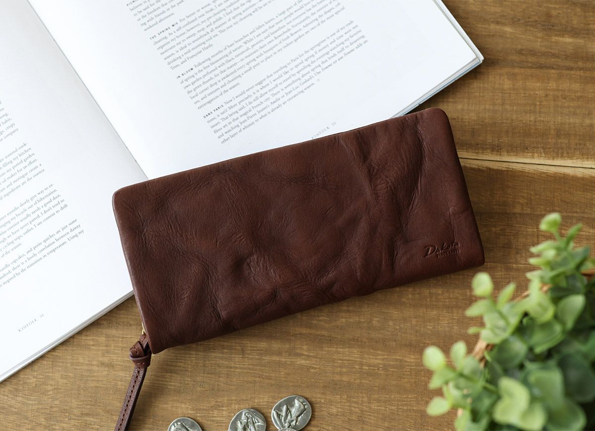 Dakota BLACK LABEL ダコタ ブラックレーベル ワンダラー 小銭入れ付き長財布（ラウンドファスナー式 ） 0620244