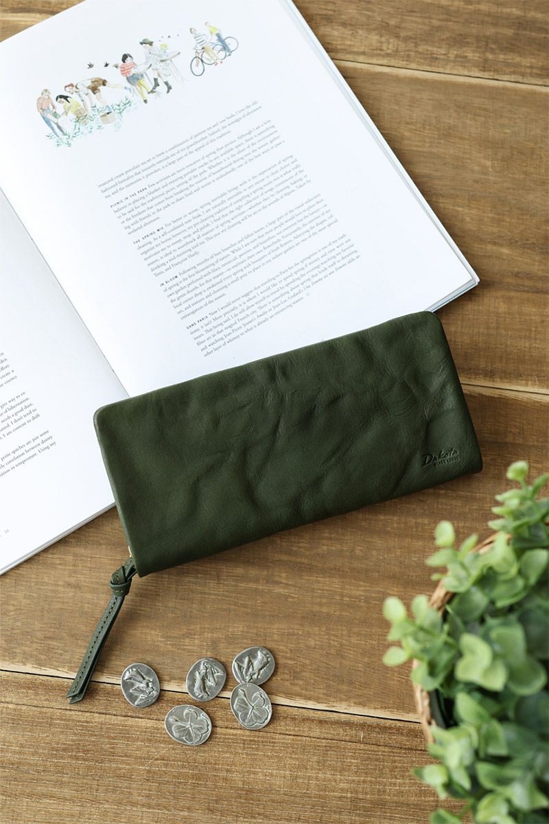 Dakota BLACK LABEL ダコタ ブラックレーベル ワンダラー 小銭入れ付き長財布（ラウンドファスナー式 ） 0620244