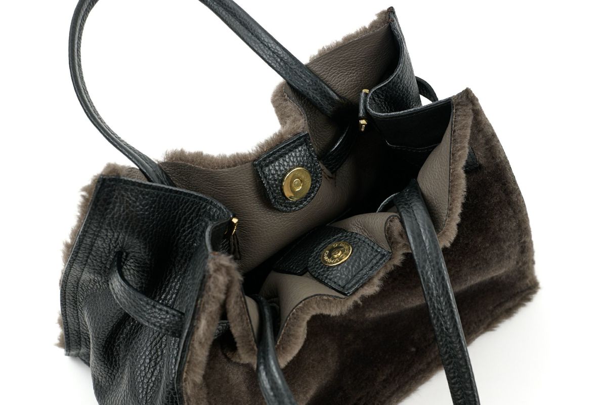 VIOLAd'ORO ヴィオラドーロ ELMO エルモ トートバッグ エコファー Wフェイスムートン V-8782