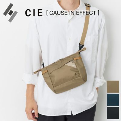 CIE シー FLOW フラットショルダーバッグ（S） 022109