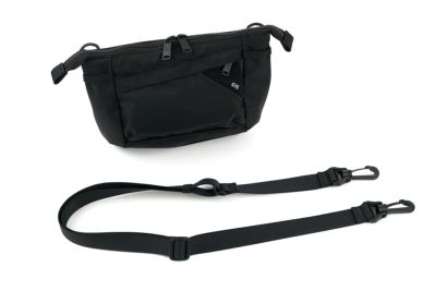 CIE シー FLOW フラットショルダーバッグ（S） 022109