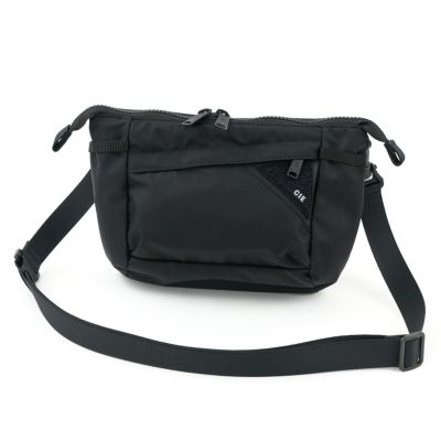 CIE シー FLOW フラットショルダーバッグ（S） 022109