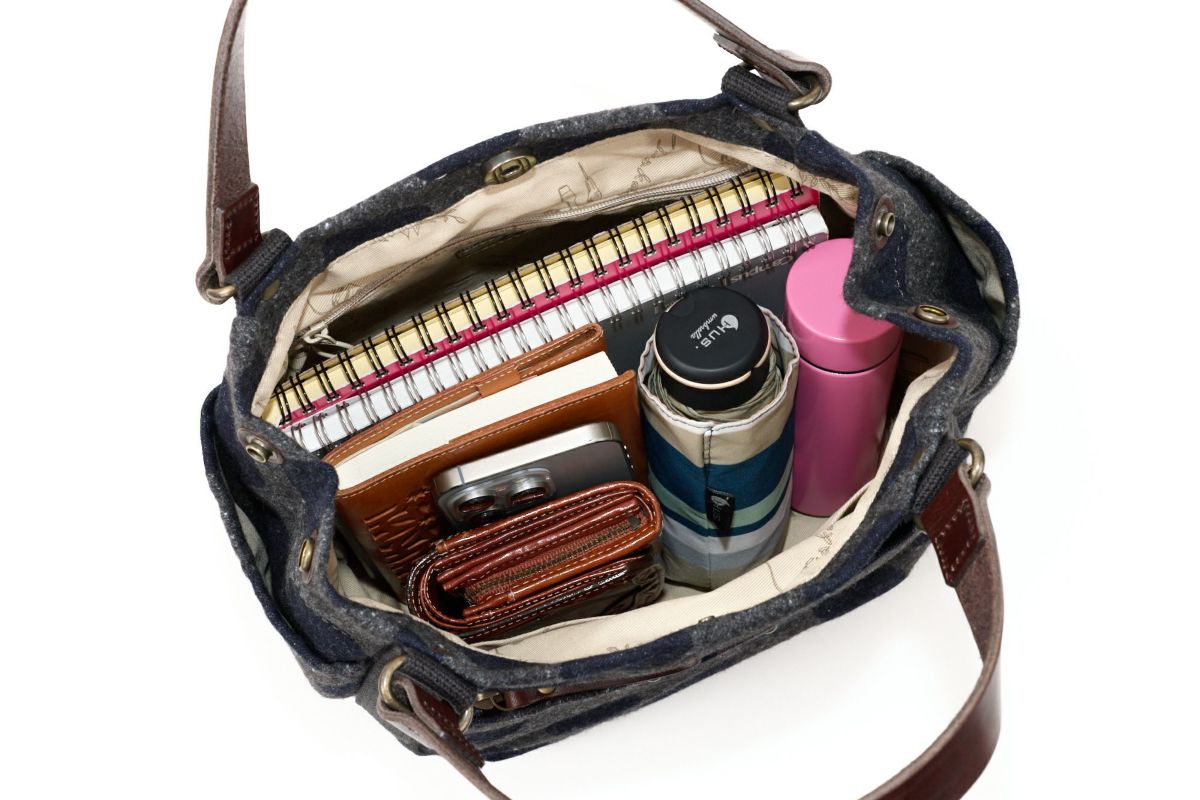 Dakota ダコタ ピット 手さげバッグ 1531761