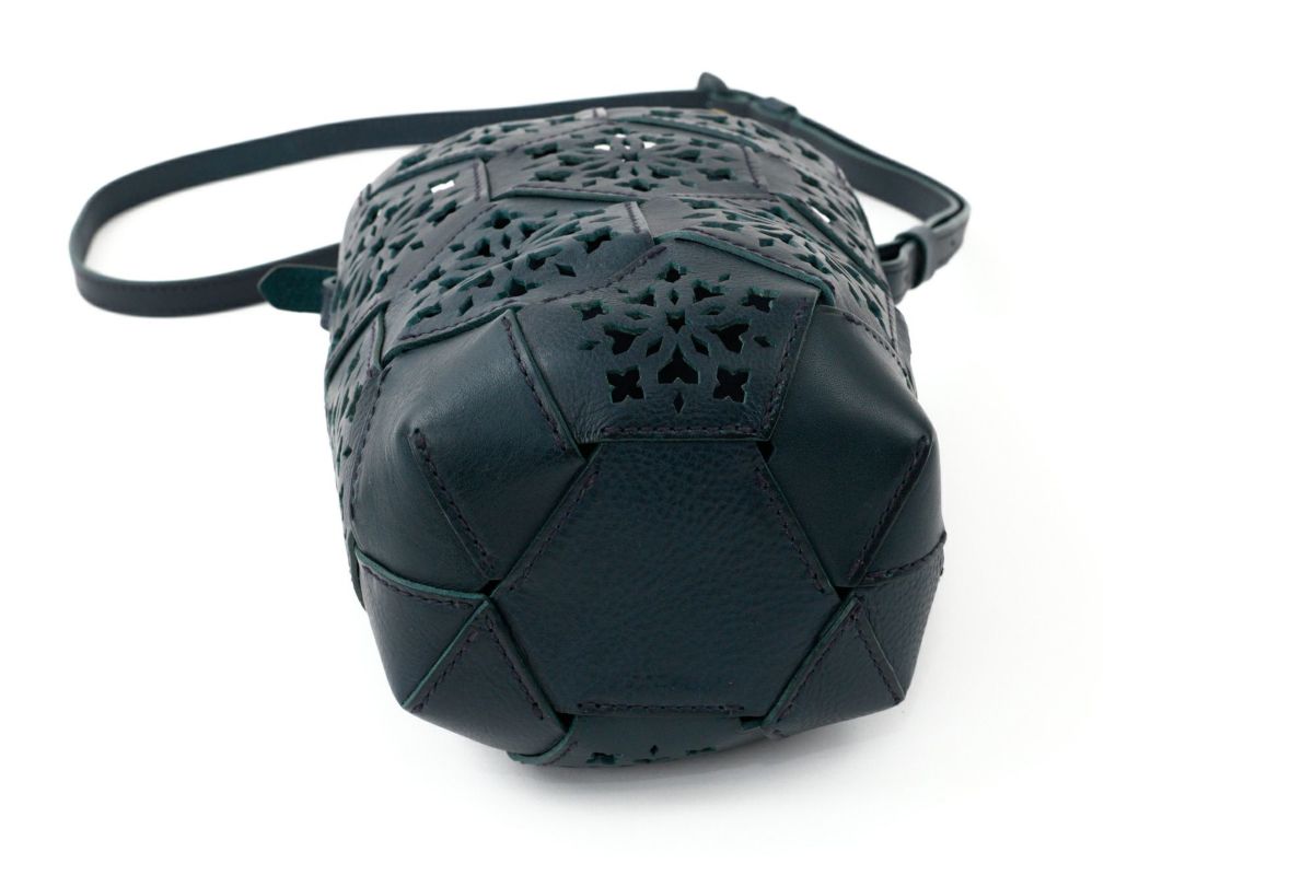 genten ゲンテン Kaleido カレイド ショルダーバッグ 44807