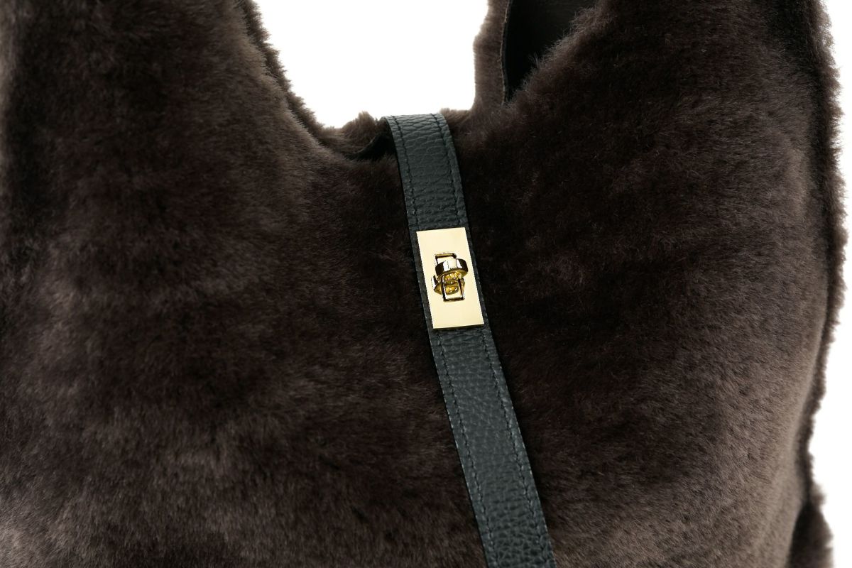 VIOLAd'ORO ヴィオラドーロ ELMO エルモ トートバッグ エコファー Wフェイスムートン V-8969