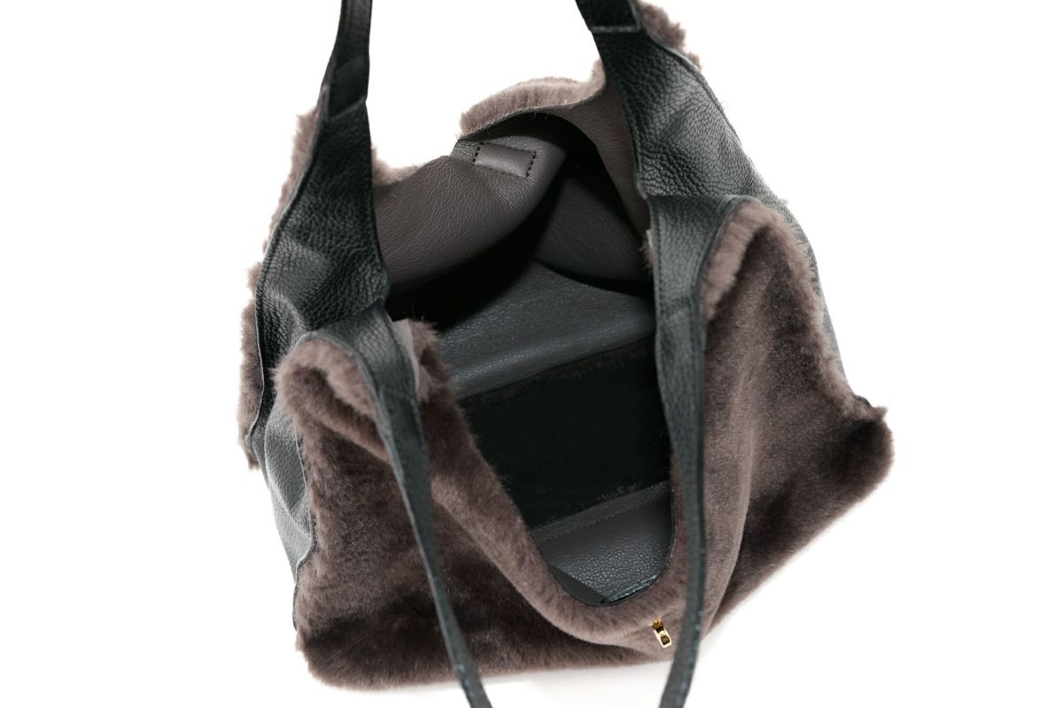 VIOLAd'ORO ヴィオラドーロ ELMO エルモ トートバッグ エコファー Wフェイスムートン V-8969