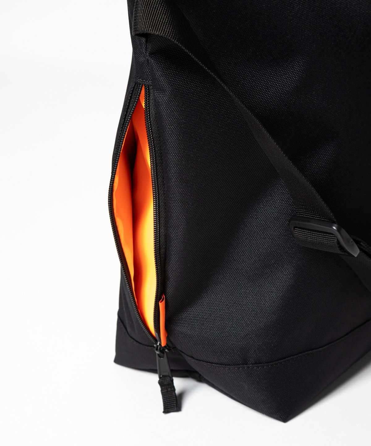 MAKAVELIC マキャベリック CHASE URBAN MESSENGER BAG 3124-10508