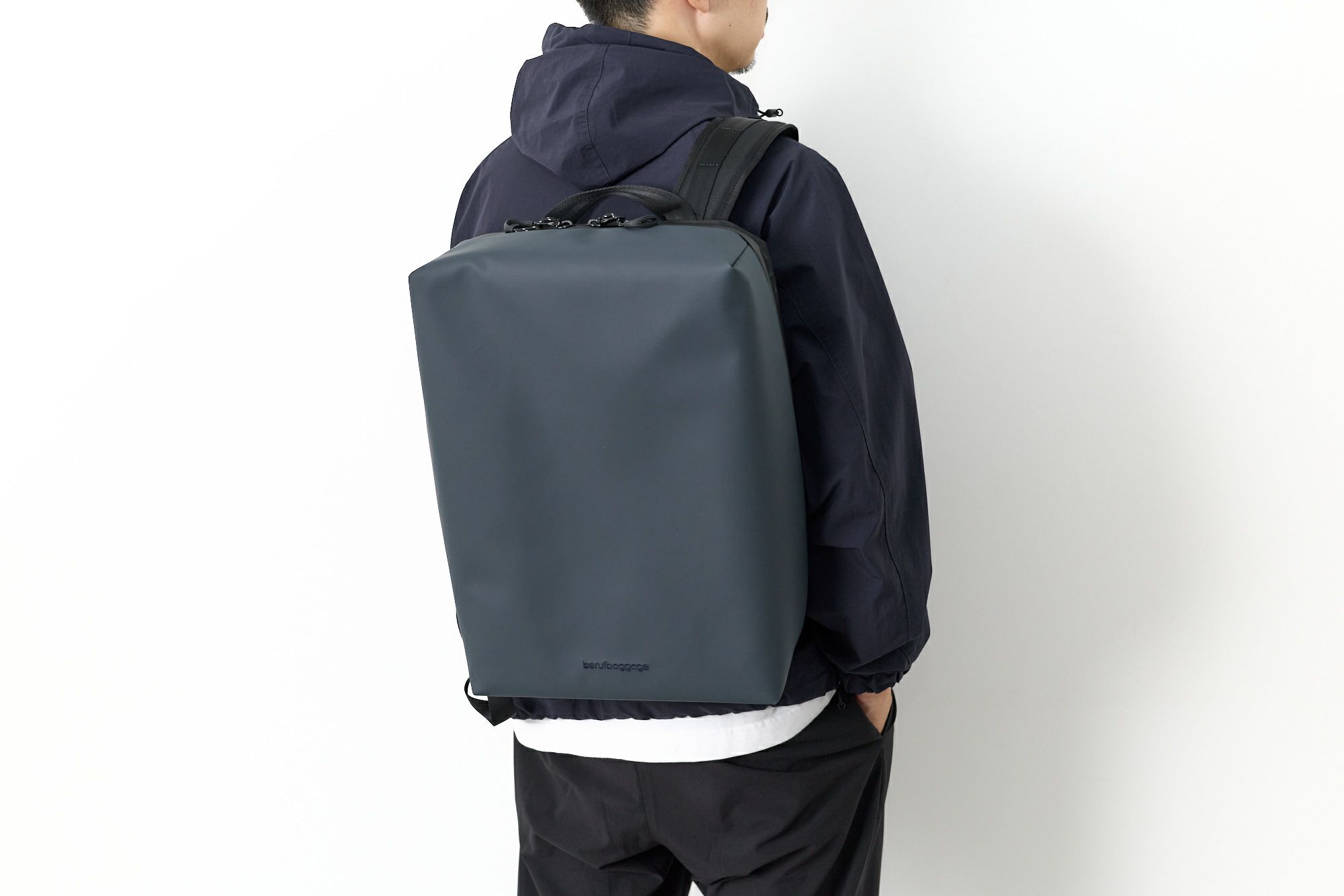 beruf baggage ベルーフ バゲージ URBAN EXPLORER 16 バックパック brf-GR15-DR