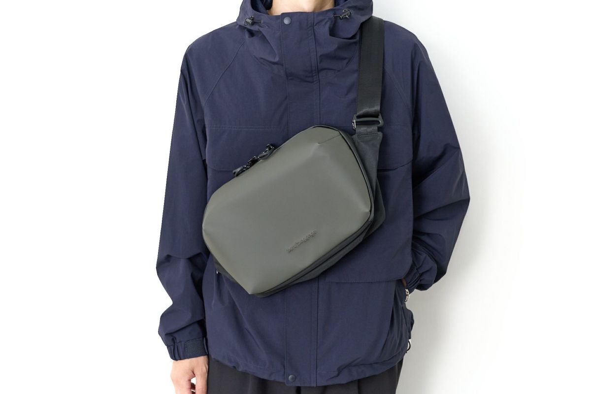 beruf baggage ベルーフ バゲージ URBAN EXPLORER 6.0 スリングパック brf-GR21-DR