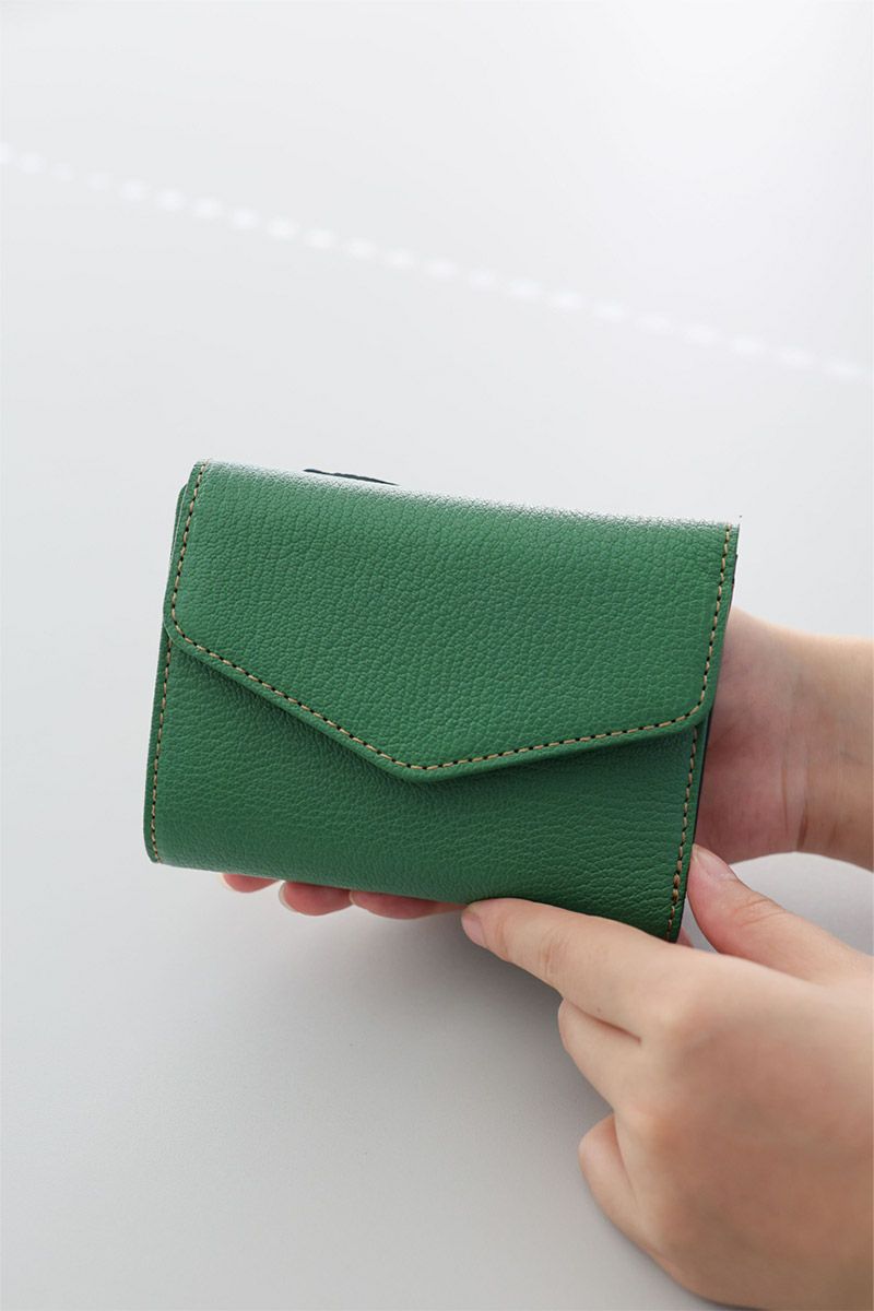 ALBERO アルベロ Capretta カプレッタ 小銭入れ付き二つ折り財布 8601