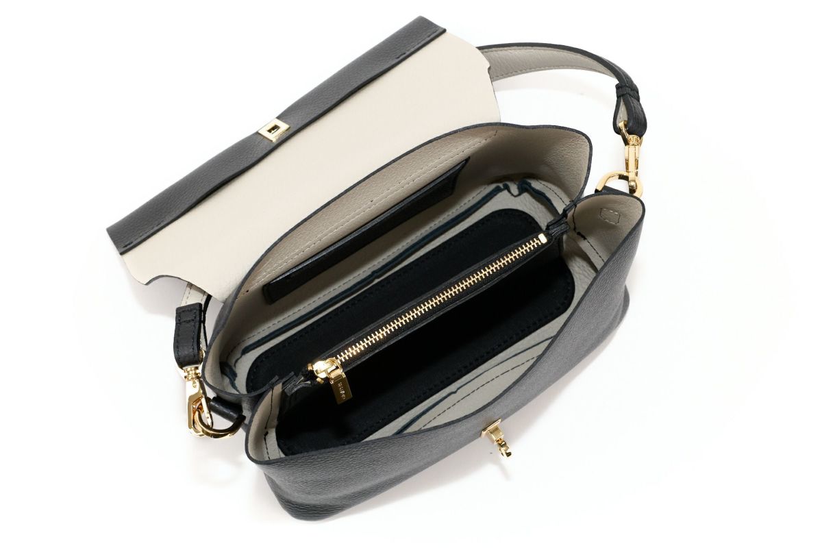 VIOLAd'ORO ヴィオラドーロ TRERO トレロ Wフェイス ワンショルダーバッグ V-1599