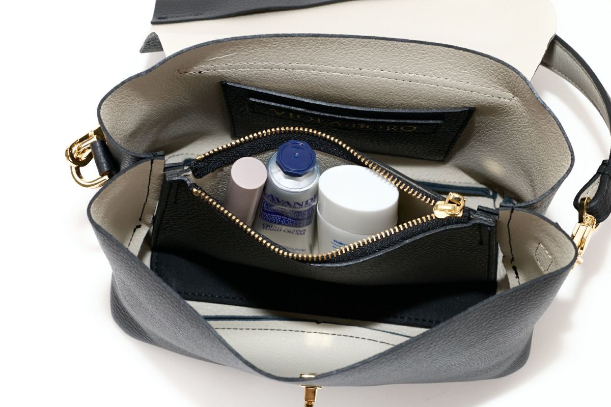 VIOLAd'ORO ヴィオラドーロ TRERO トレロ Wフェイス ワンショルダーバッグ V-1599