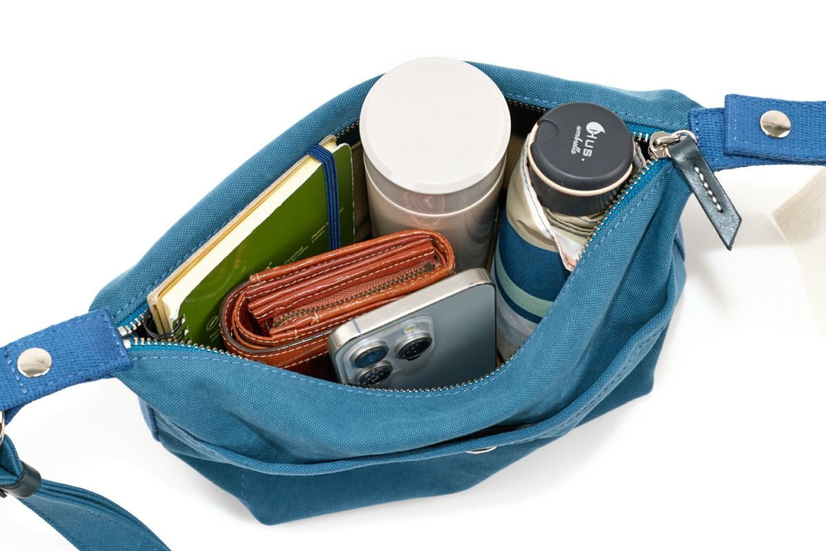 BAGGY'S ANNEX バギーズアネックス 18ozアーミーダックバイオ 2WAYショルダーバッグ LGRN-6001