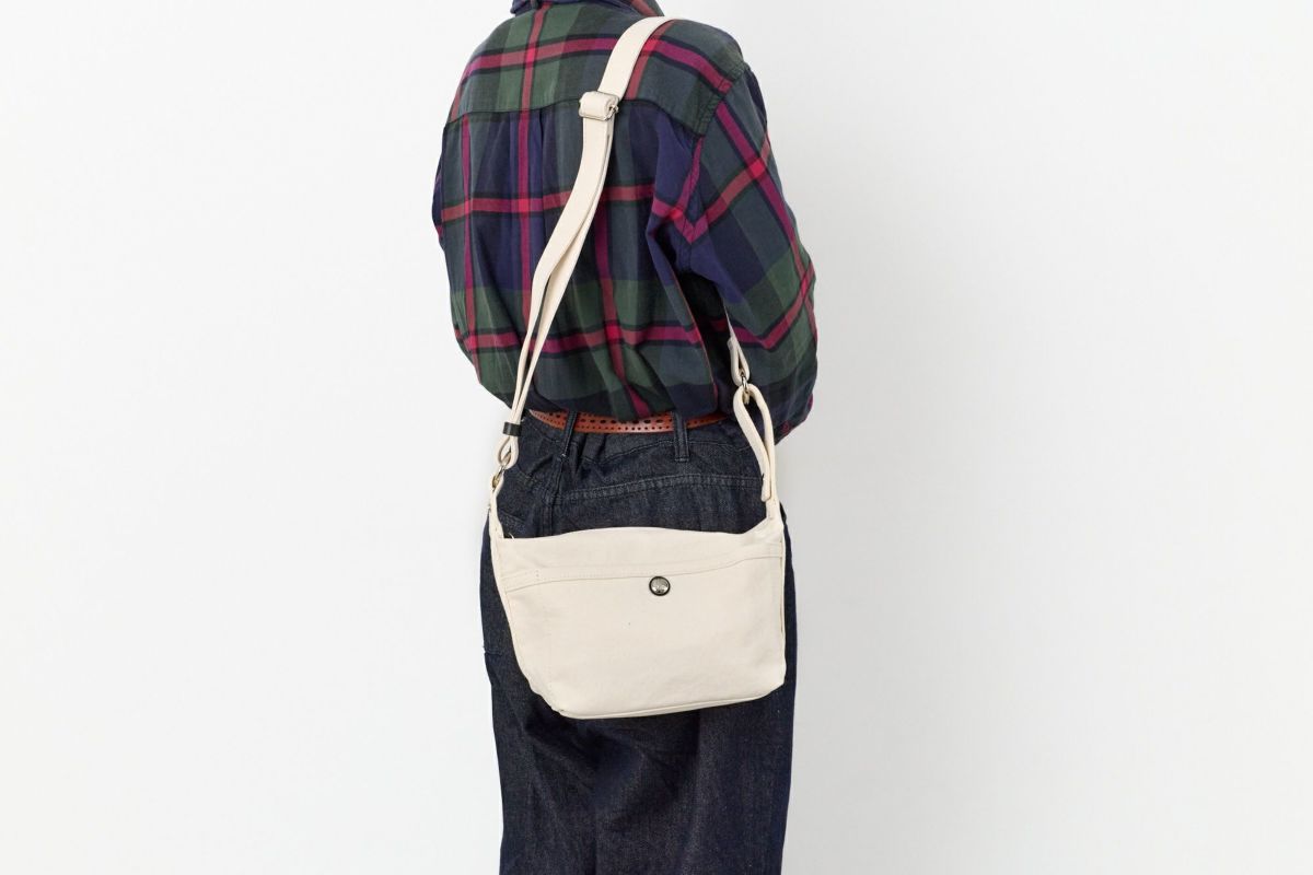 BAGGY'S ANNEX バギーズアネックス 18ozアーミーダックバイオ 2WAYショルダーバッグ LGRN-6001