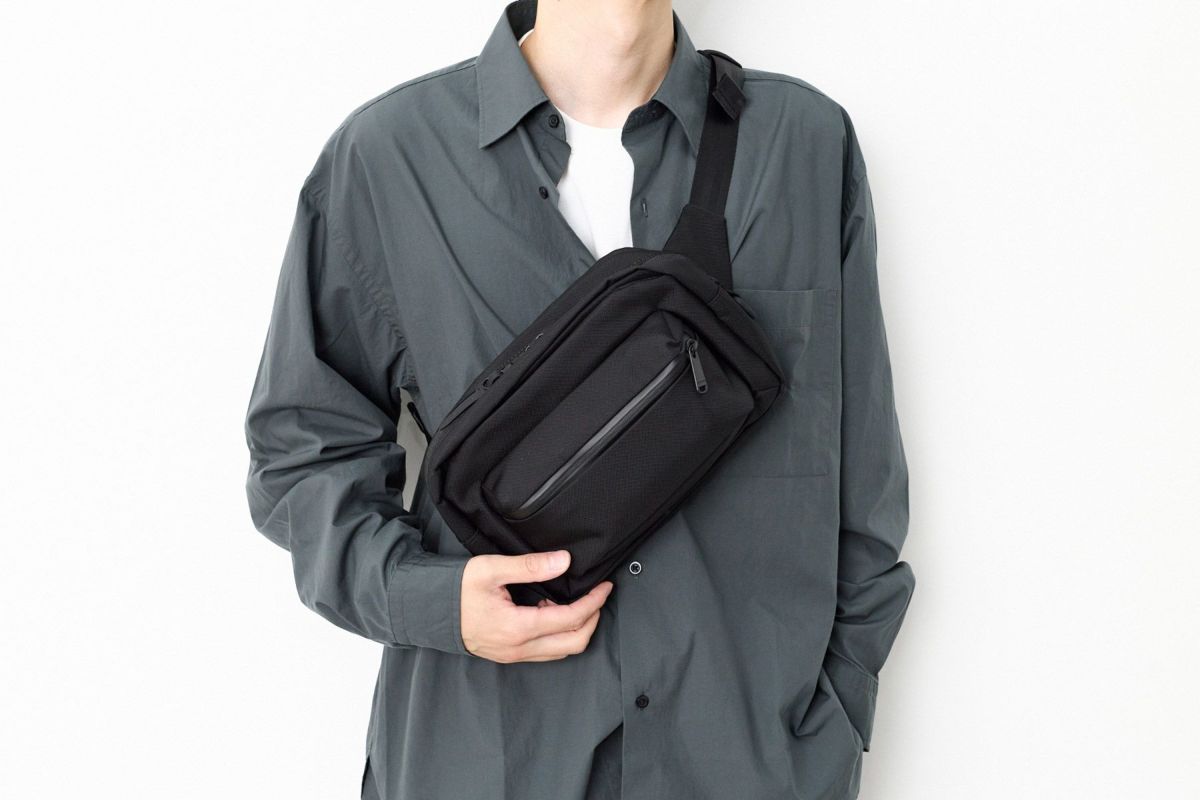 ANINSANE アンインセイン ボディバッグミニAN-B07