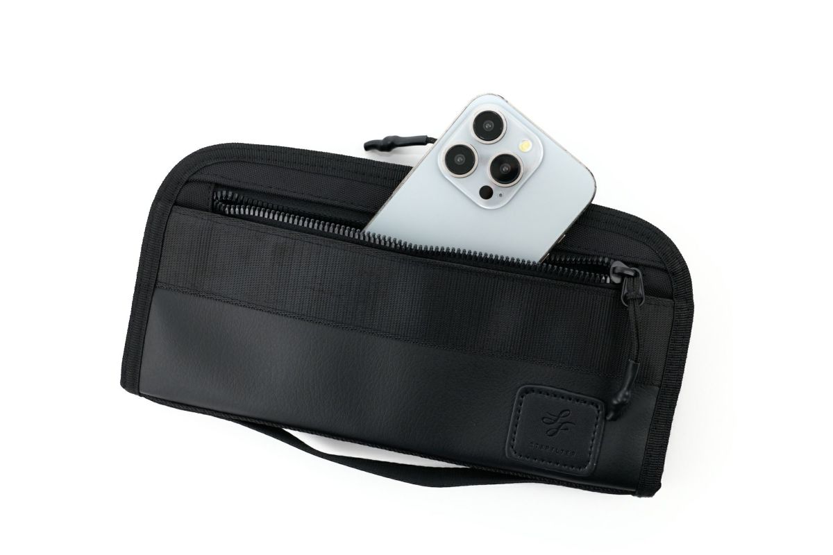 SONNE ゾンネ Starflyer×SONNE パスポートケース SO-SOSF009