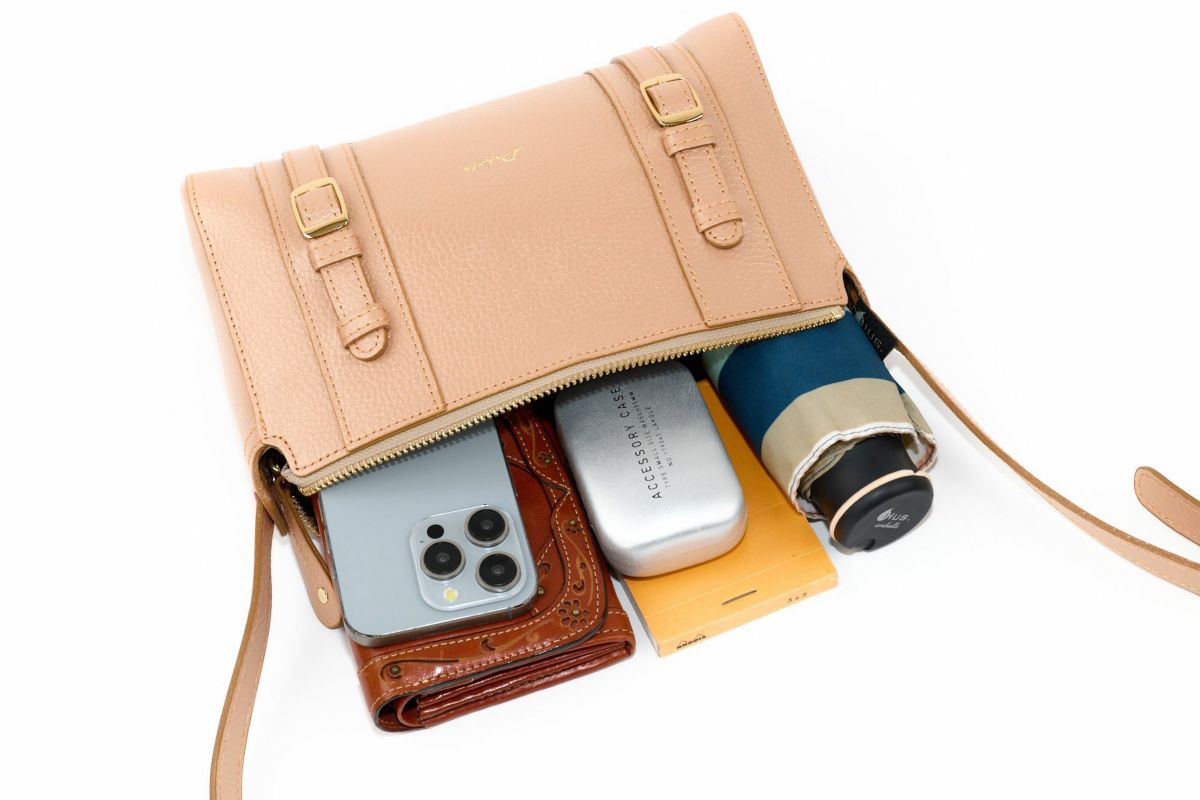 Dakota ダコタ キューブ Limited Edition ショルダーバッグ 1034900