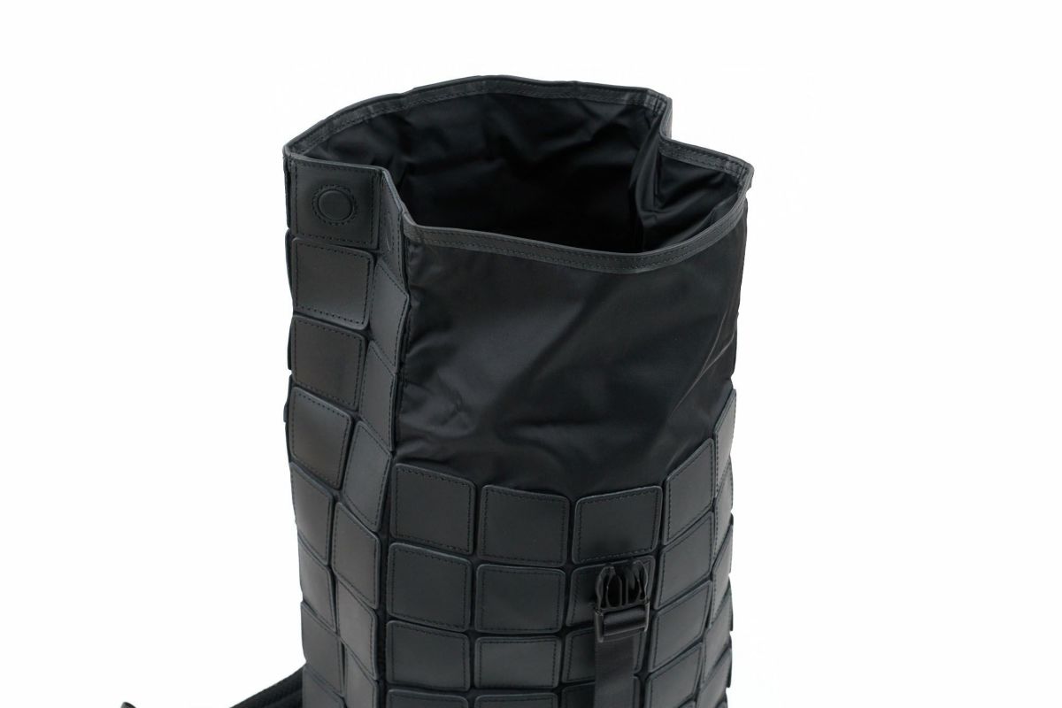 TRION トライオン PANEL LIGHT バックパック PS203