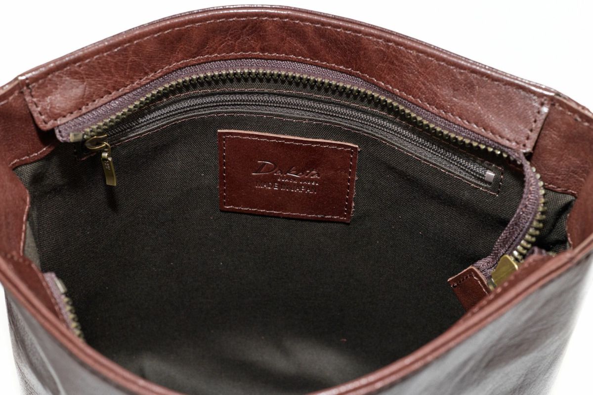 Dakota BLACK LABEL ダコタ ブラックレーベル インセンス スクエアショルダーバッグ 1624204