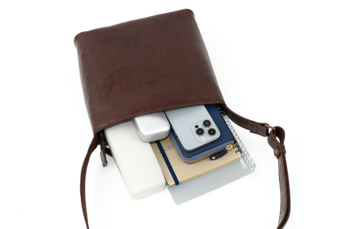 Dakota BLACK LABEL ダコタ ブラックレーベル インセンス スクエアショルダーバッグ 1624204