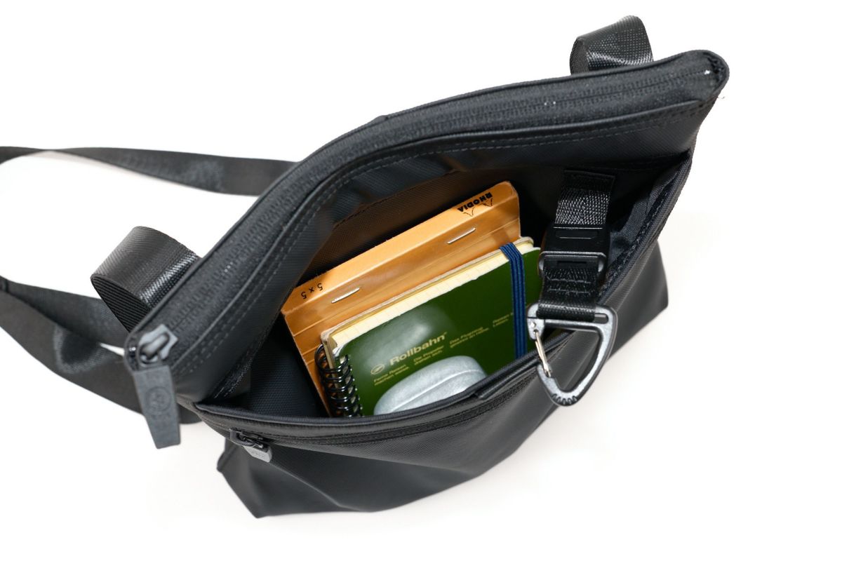 SML エスエムエル THIERRY UTILITY SHOULDER BAG K904115