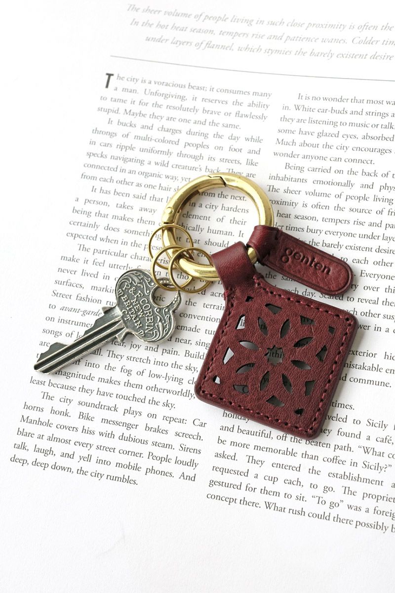 genten ゲンテン Argyle Cutwork アーガイルカットワーク キーリング 44818