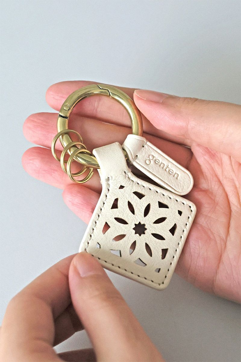genten ゲンテン Argyle Cutwork アーガイルカットワーク キーリング 44818
